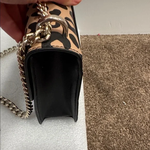 Kate Spade New York Remi leopard-print crossbody bag - Picture 4 of 9